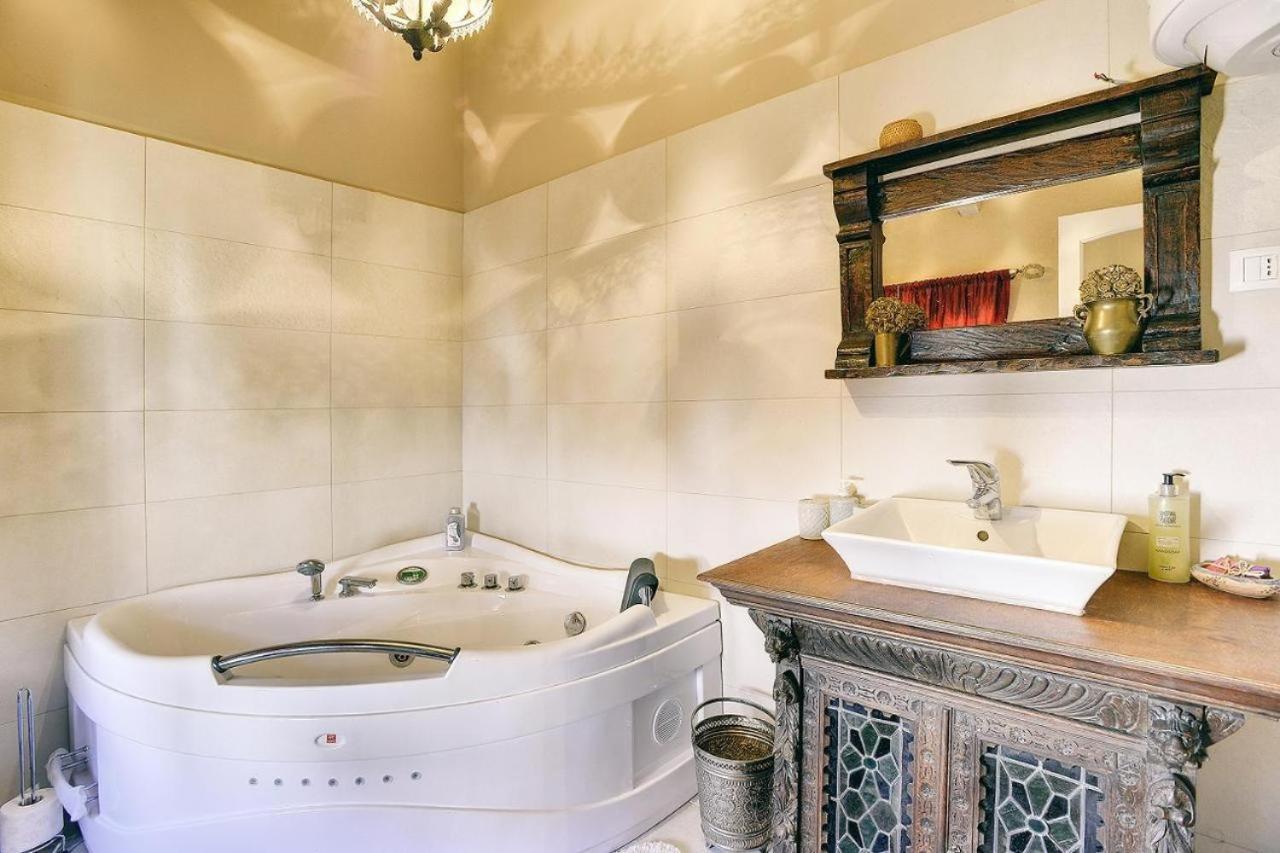 Kazun With Private Pool And Two Gardens *