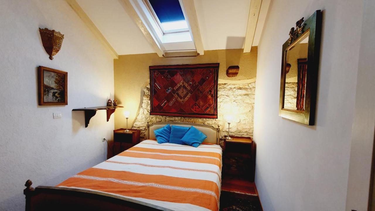 Kazun With Private Pool And Two Gardens Villa Marcana